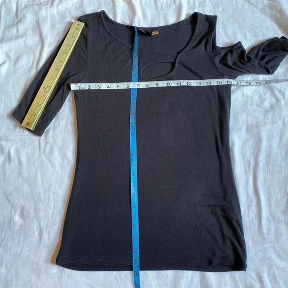 Goldray Modal blend Super Soft Stretchy Comfortable Cold Shoulder Top Women SZ L - Picture 4 of 8
